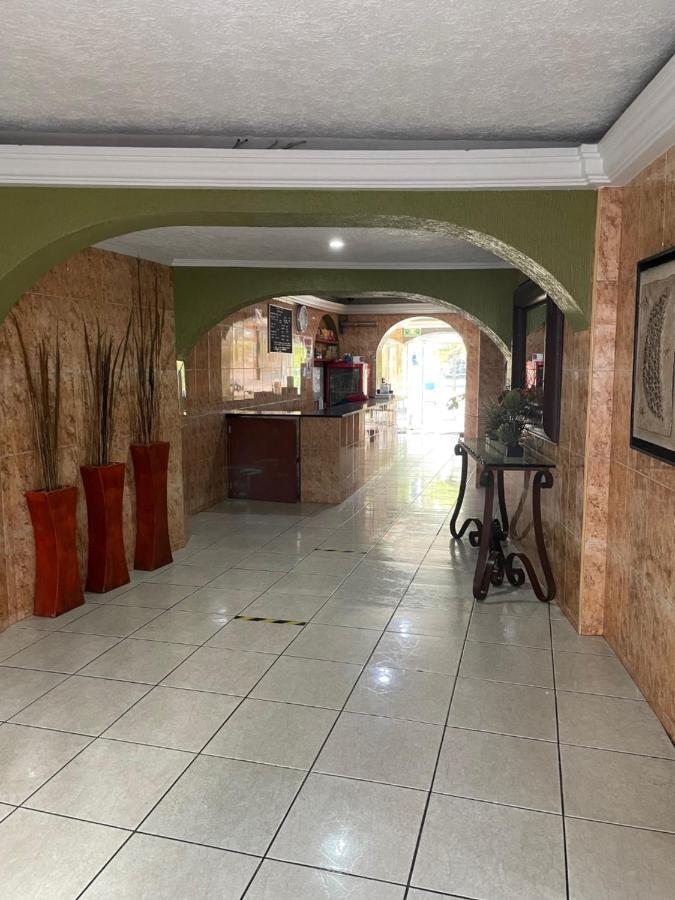 Hotel Vigo Guadalajara Eksteriør bilde